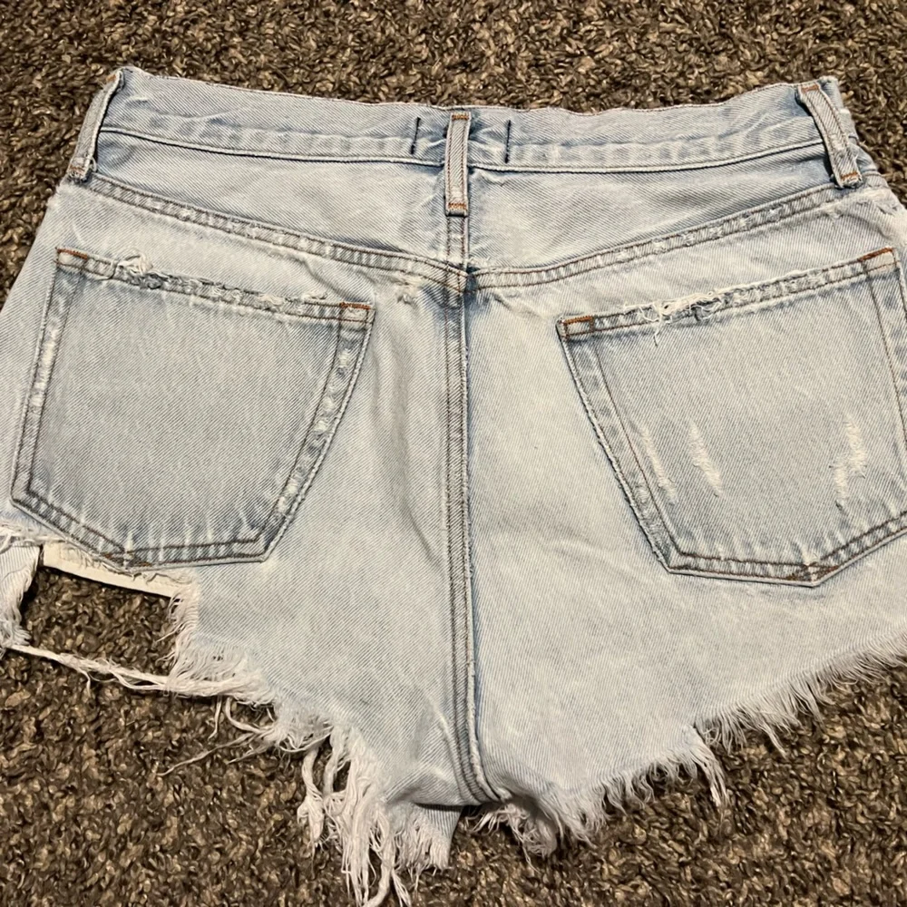 Agolde Parker Cut Off Shorts - Picture 4 of 5